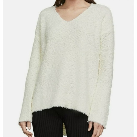 BCBGMAXAZRIA V-Neck Wool Blended Pullover Sweater - Picture 2 of 7